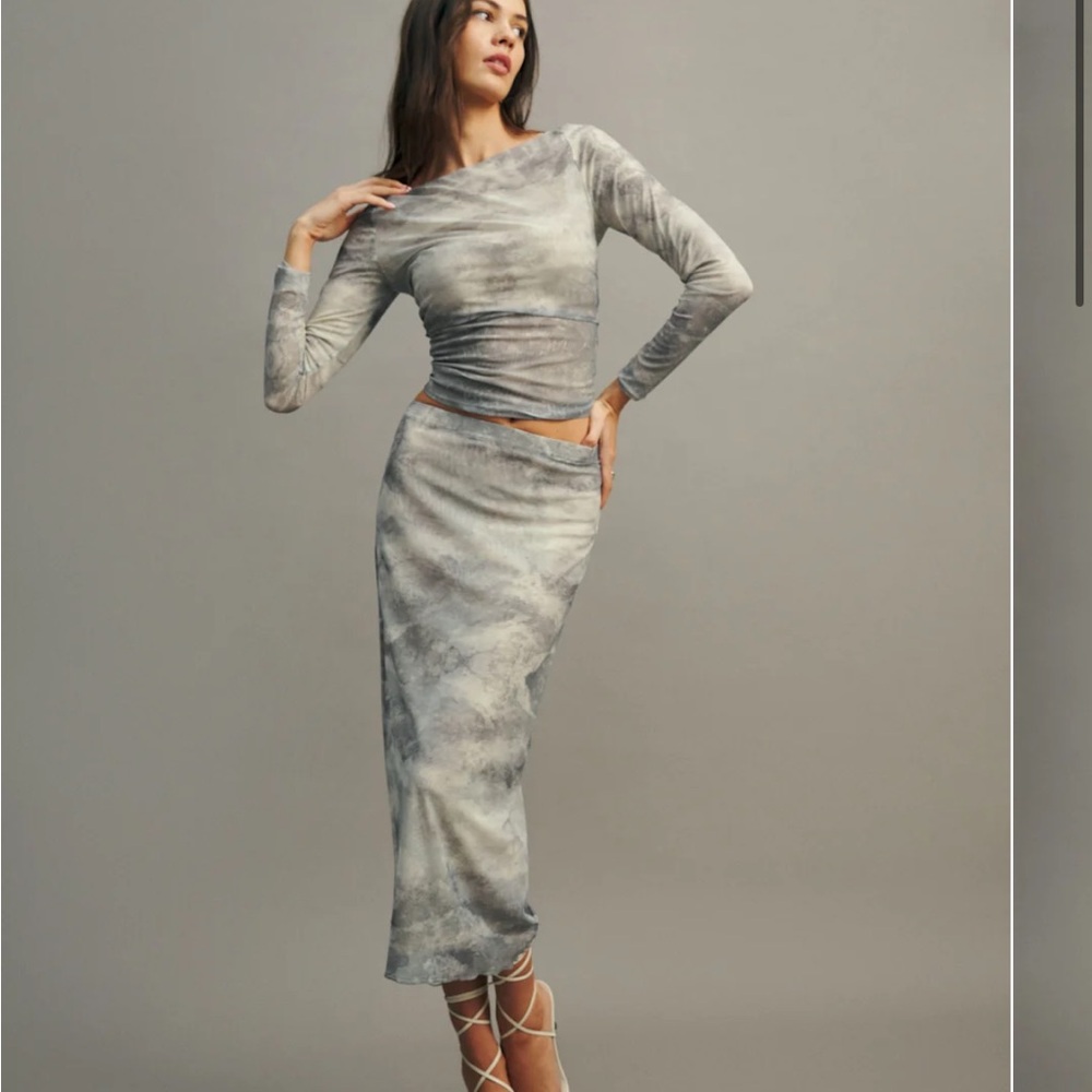 NWT Reformation Iris Midi Skirt